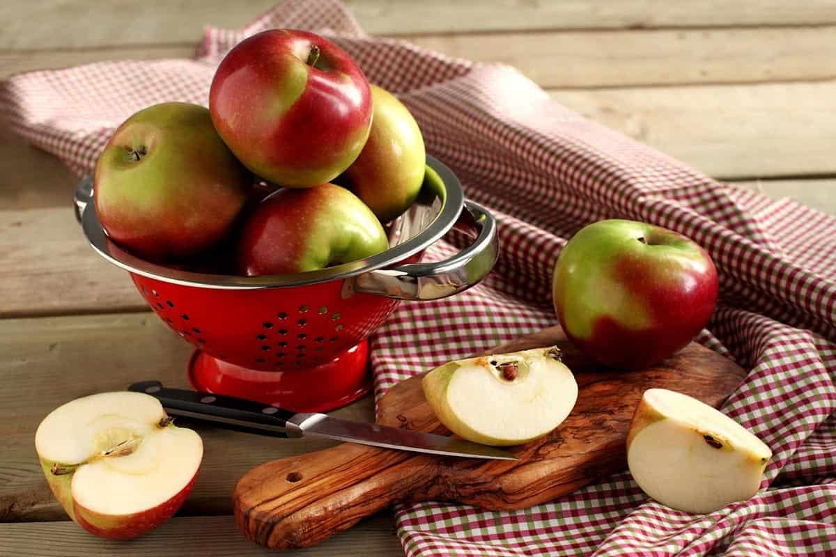 التفاح في دمشق؛ أحمر أخضر أصفر طازج الكومبوت المربى يمنع السرطان